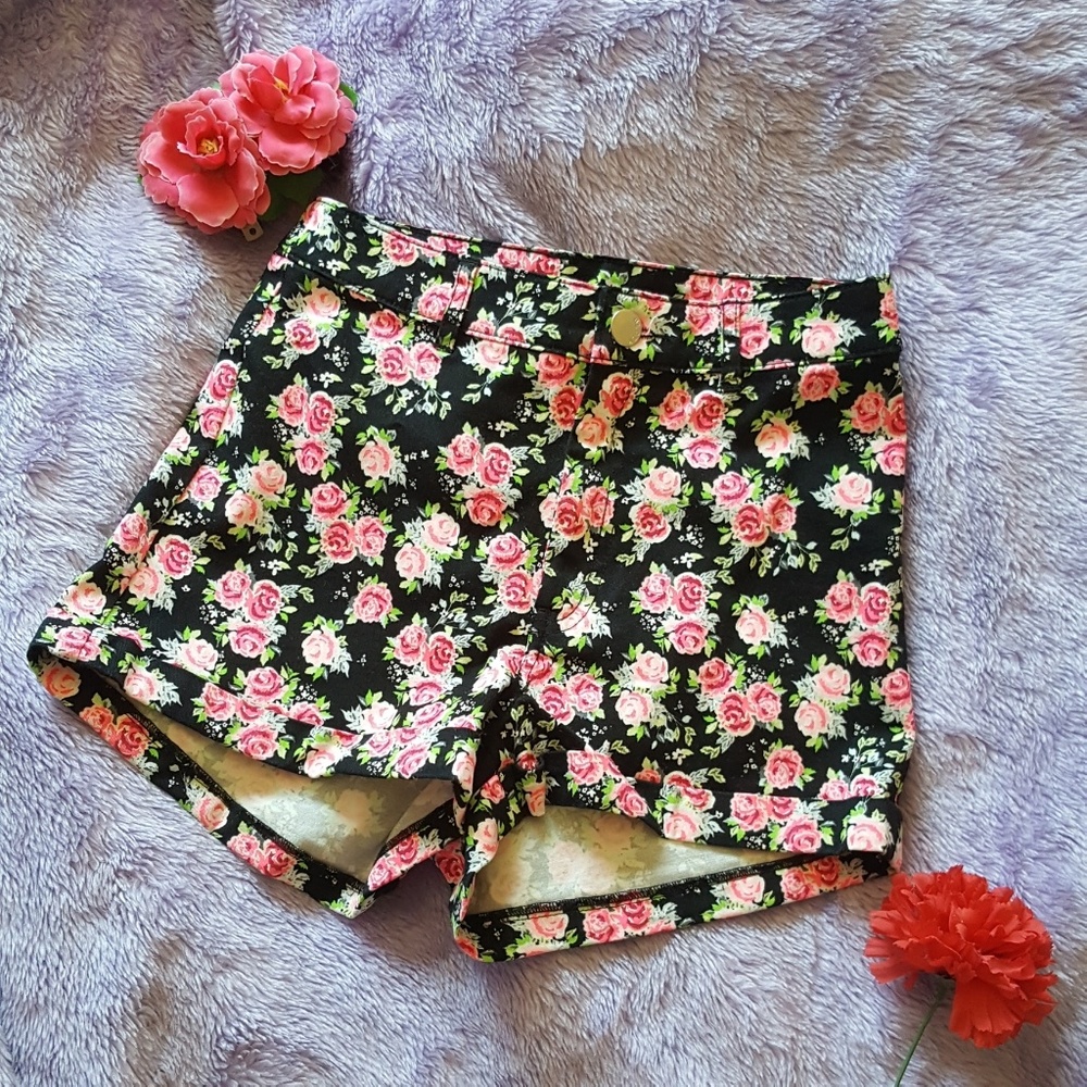 H&M floral short